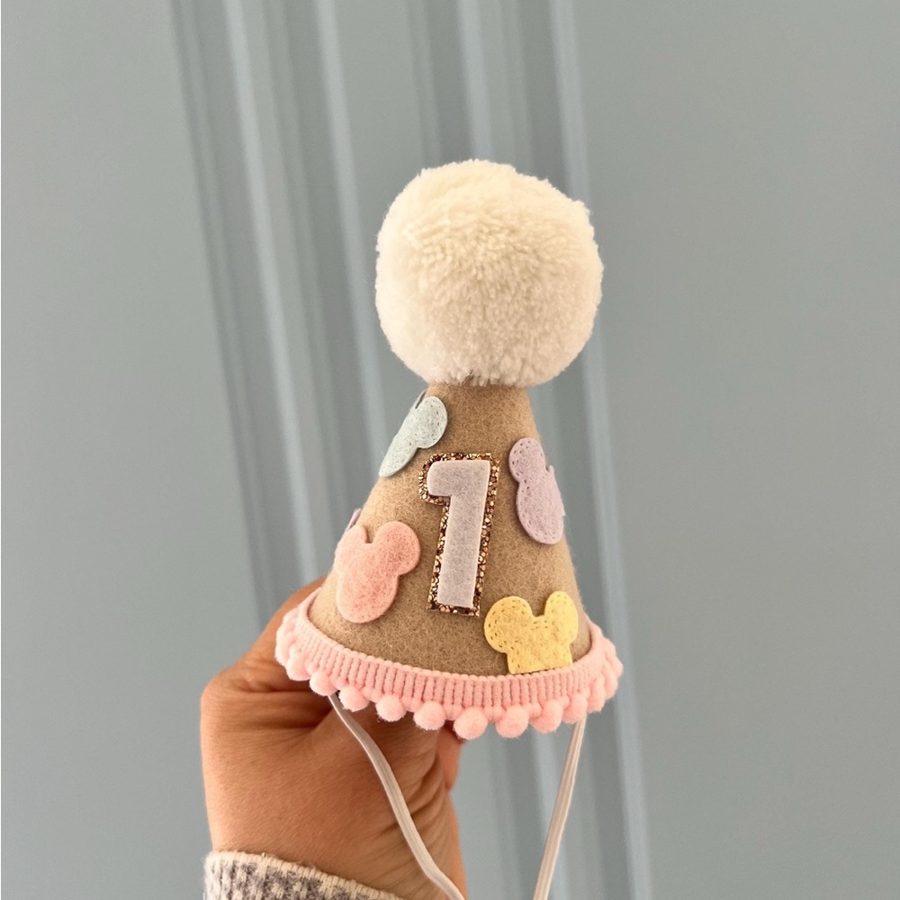 Kid One Year Old Party Hat with Pom Pom - Beige and Pastel Accents